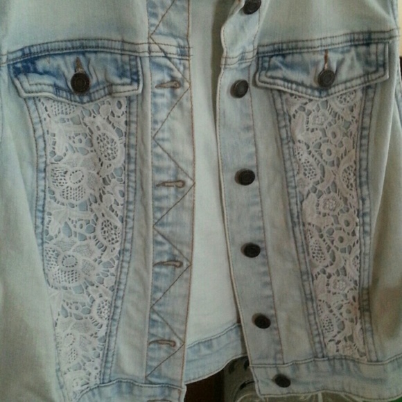 NWOT Mossimo denim vest - Picture 3 of 4